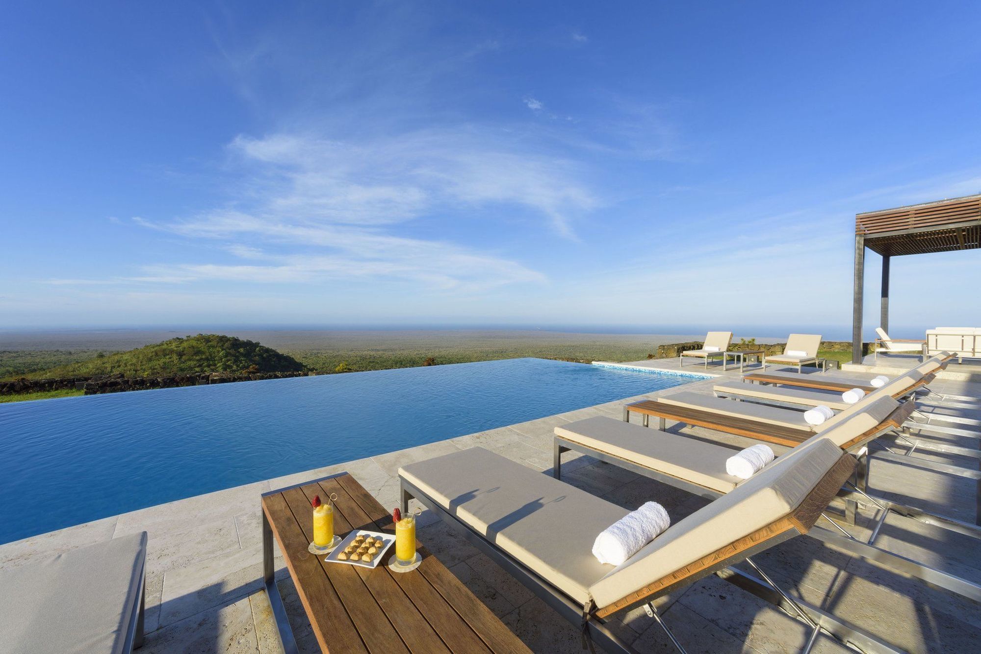 Pikaia Lodge Santa Cruz Island エクステリア 写真